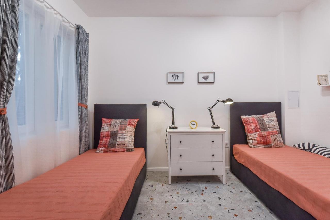 Апартаменты Cosy & Renovated 2Bd Flat Near Vitoshka By Flat Mаnager София Экстерьер фото