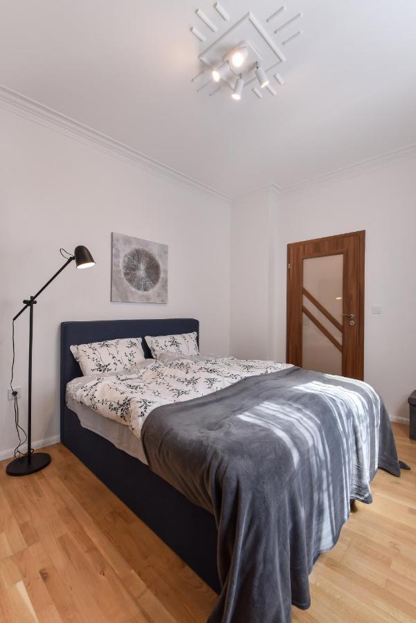 Апартаменты Cosy & Renovated 2Bd Flat Near Vitoshka By Flat Mаnager София Экстерьер фото